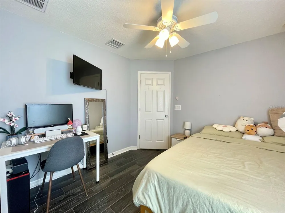 8227 MIDNIGHT SUN COURT Riverview, FL 33578