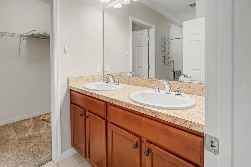 284 VESTRELLA DRIVE Poinciana, FL 34759