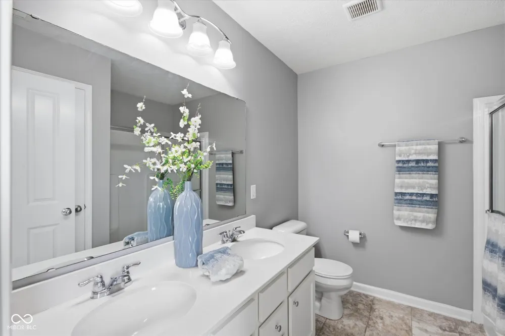 10317 Pintail Lane Indianapolis, IN 46239