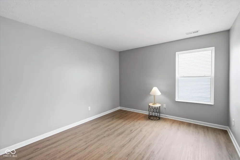 10317 Pintail Lane Indianapolis, IN 46239