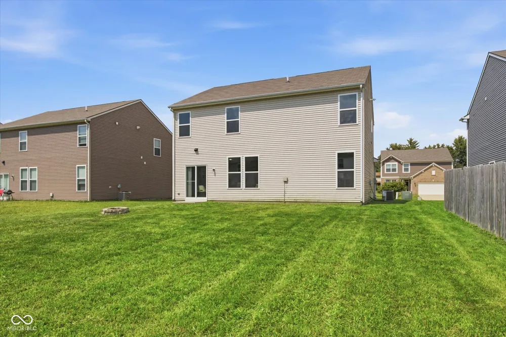 10317 Pintail Lane Indianapolis, IN 46239