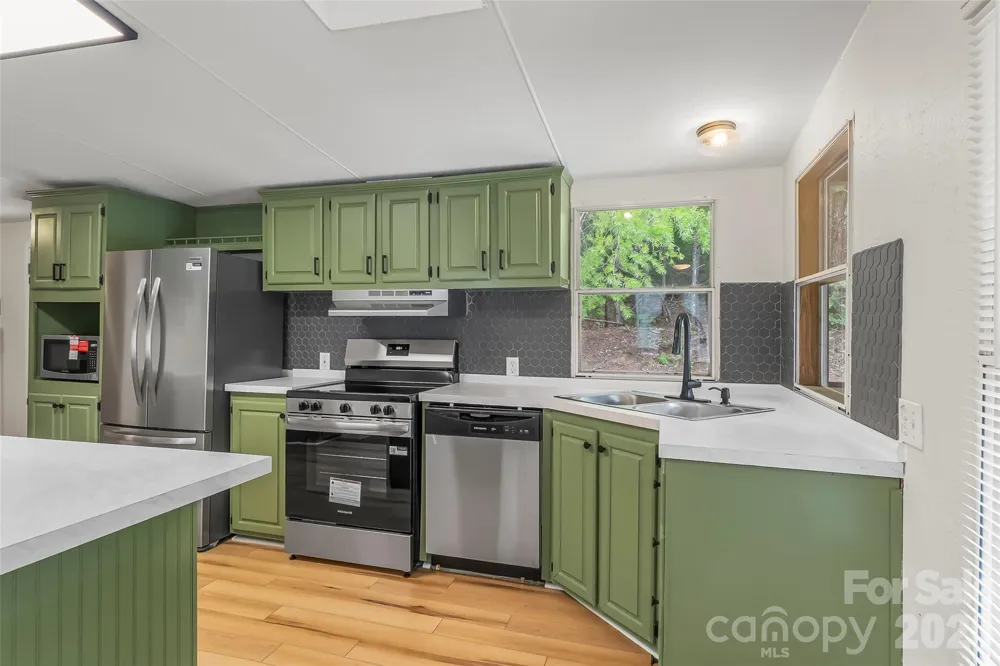 390 Stacy Hollow Drive Marion, NC 28752
