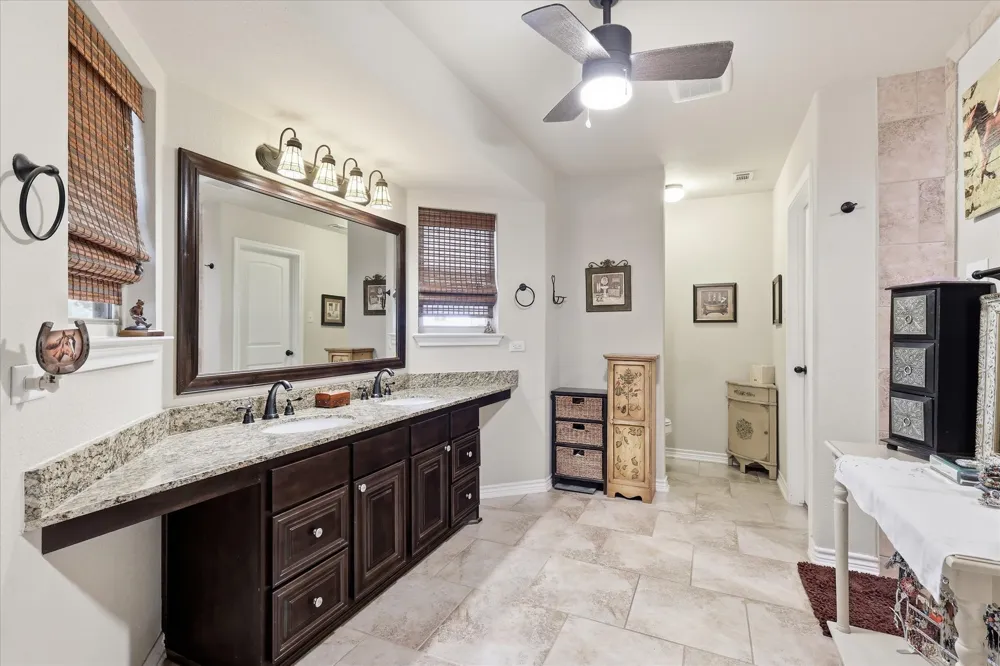 13043 Gold Hill Road Argyle, TX 76226