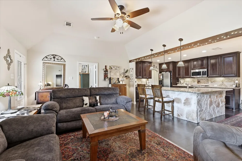13043 Gold Hill Road Argyle, TX 76226