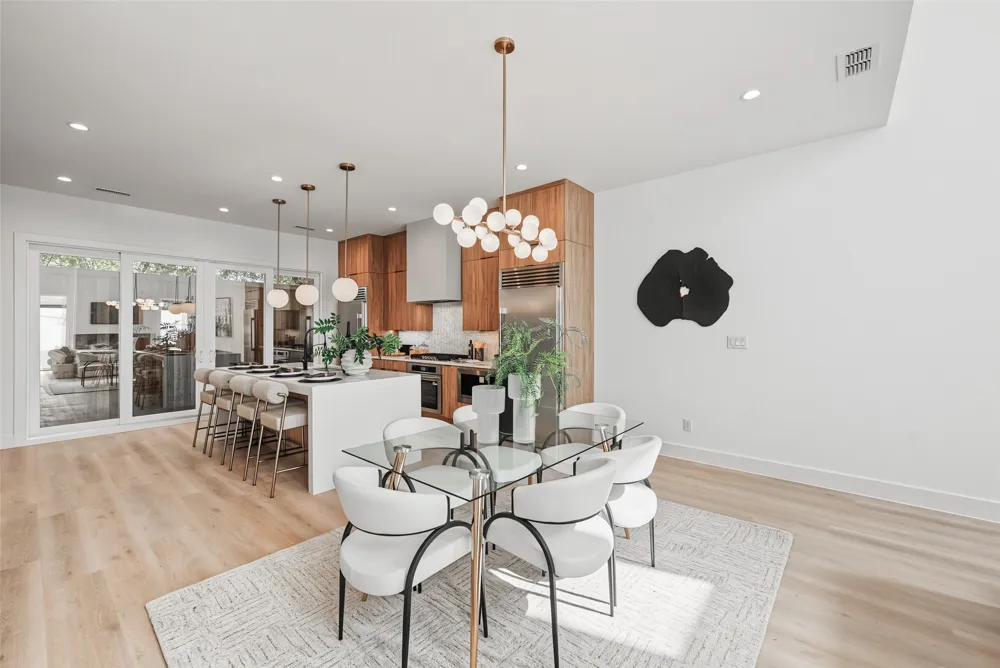 822 Duluth Street Dallas, TX 75212
