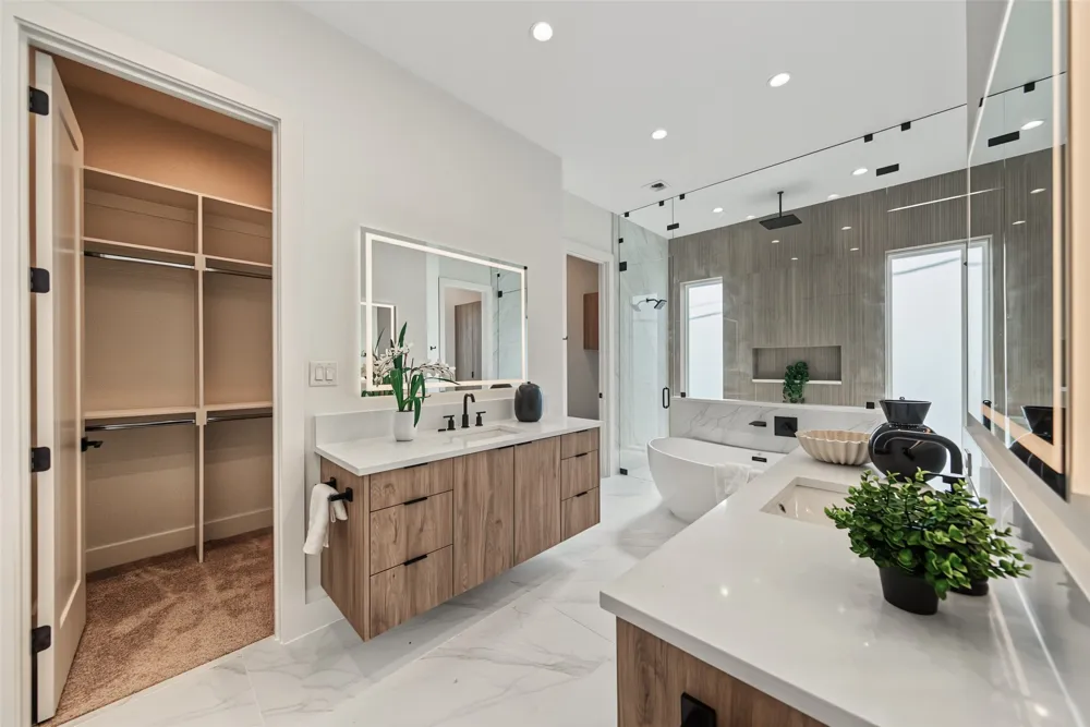 822 Duluth Street Dallas, TX 75212