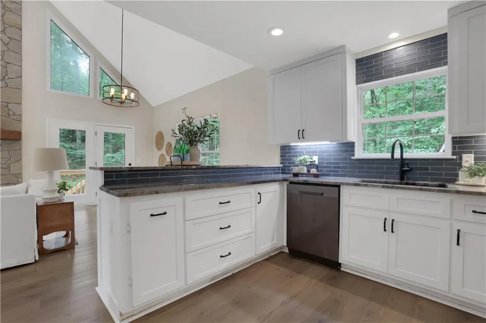 6524 Medlock Road Gainesville, GA 30506