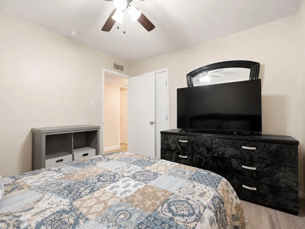3307 Meadowview Drive Missouri City, TX 77459