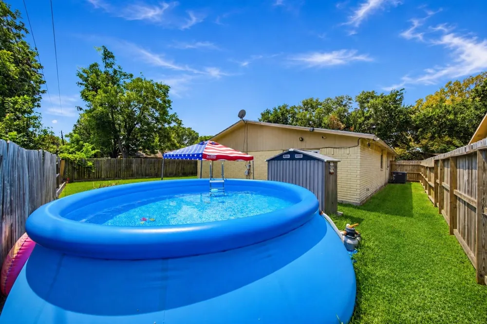 3307 Meadowview Drive Missouri City, TX 77459