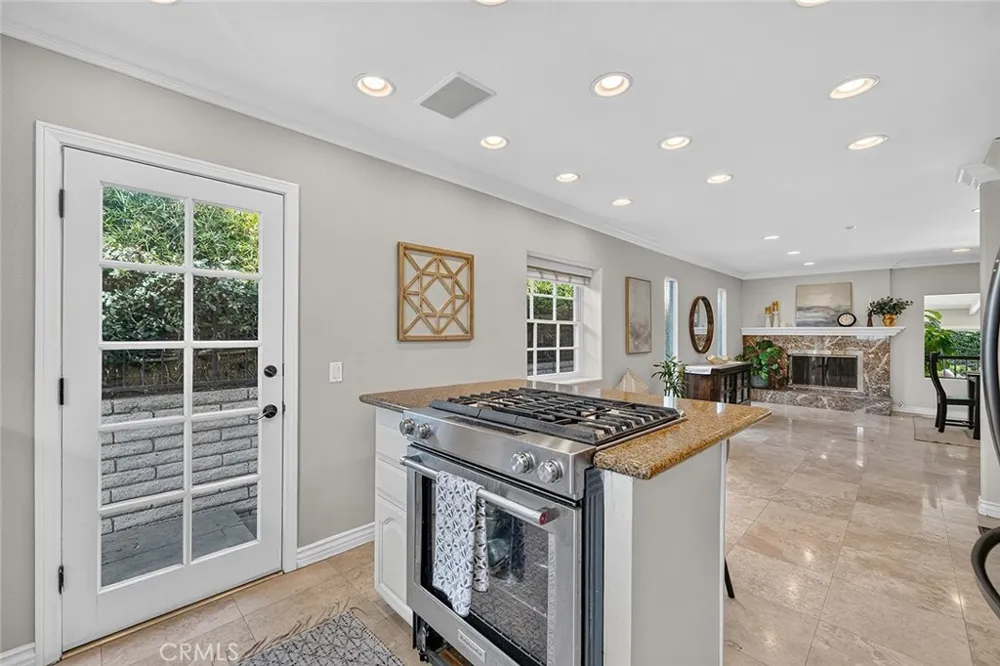 1737 Catalina Seal Beach, CA 90740
