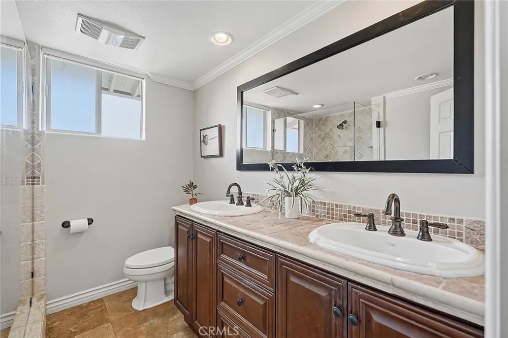 1737 Catalina Seal Beach, CA 90740