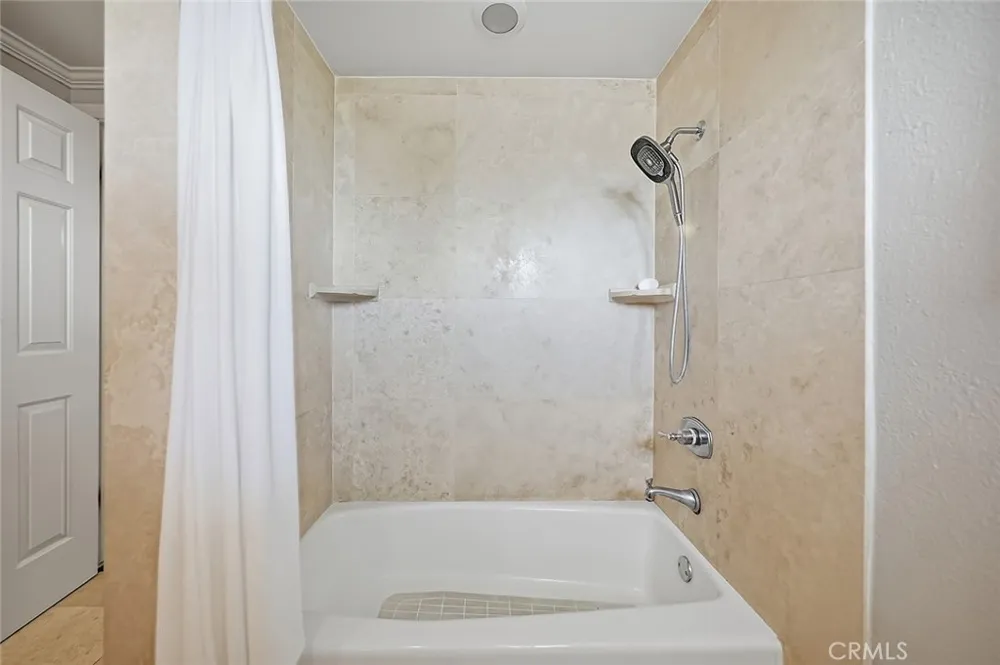 1737 Catalina Seal Beach, CA 90740