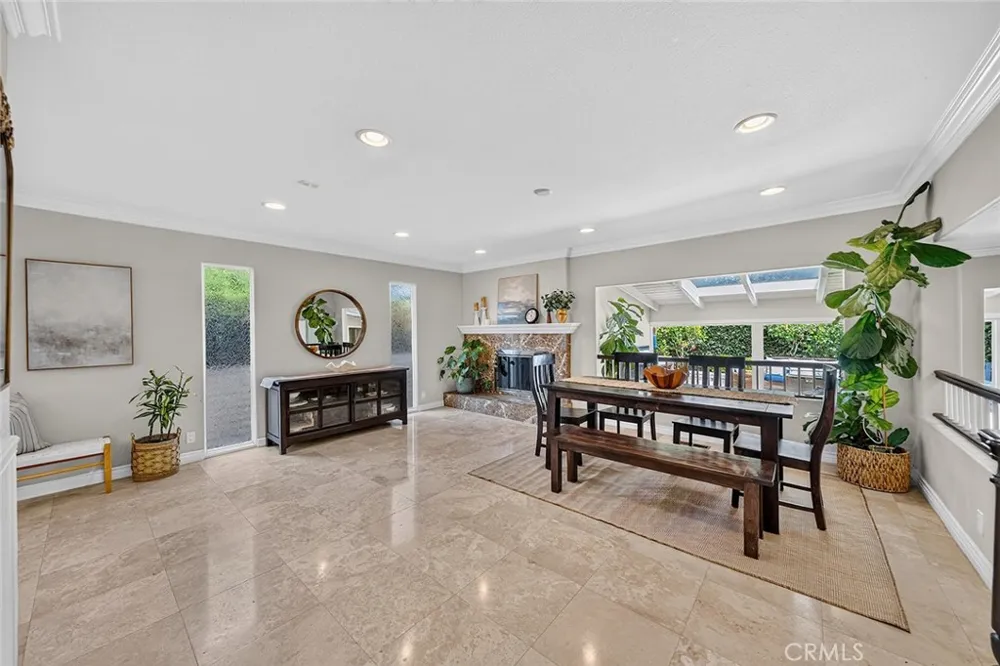 1737 Catalina Seal Beach, CA 90740