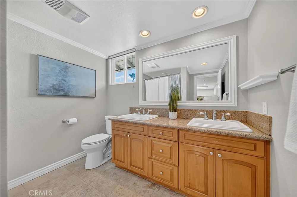 1737 Catalina Seal Beach, CA 90740