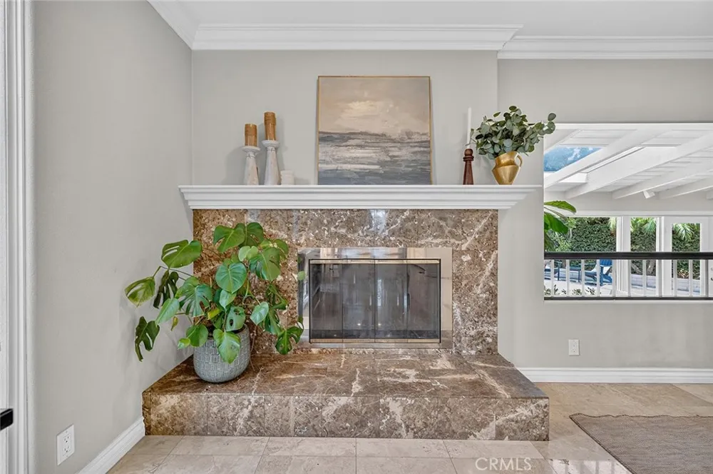 1737 Catalina Seal Beach, CA 90740