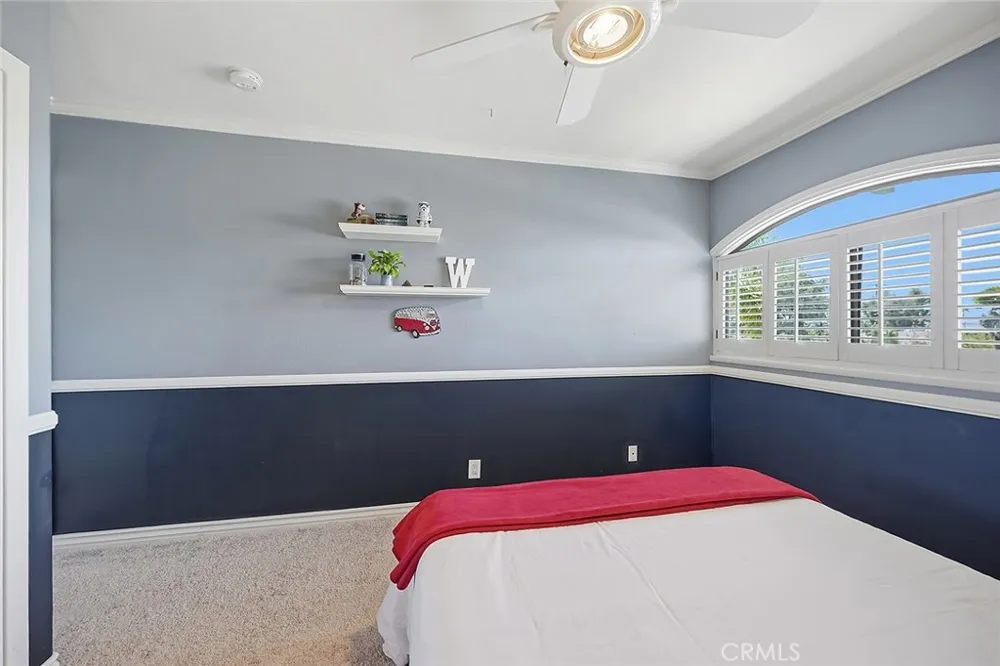 1737 Catalina Seal Beach, CA 90740