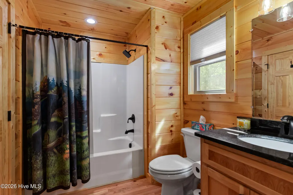 84 Oakcrest Lane Murphy, NC 28906