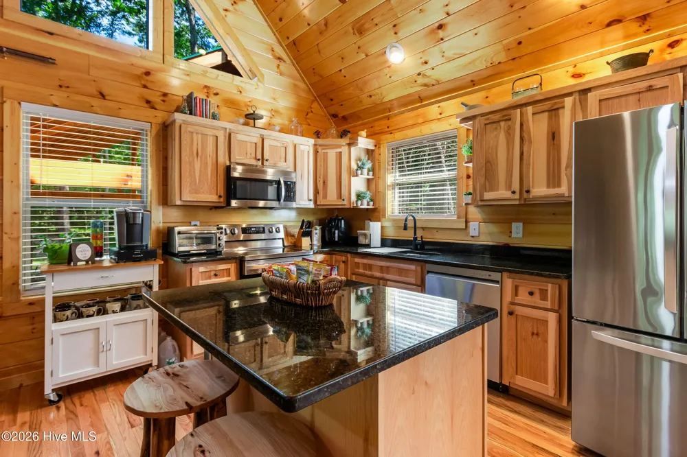 84 Oakcrest Lane Murphy, NC 28906