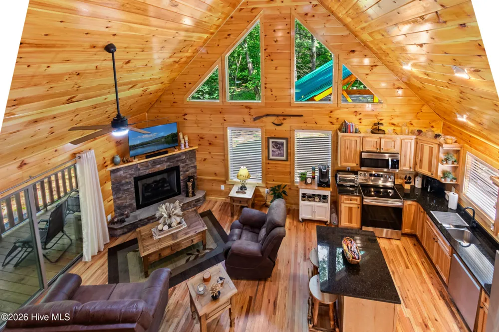 84 Oakcrest Lane Murphy, NC 28906