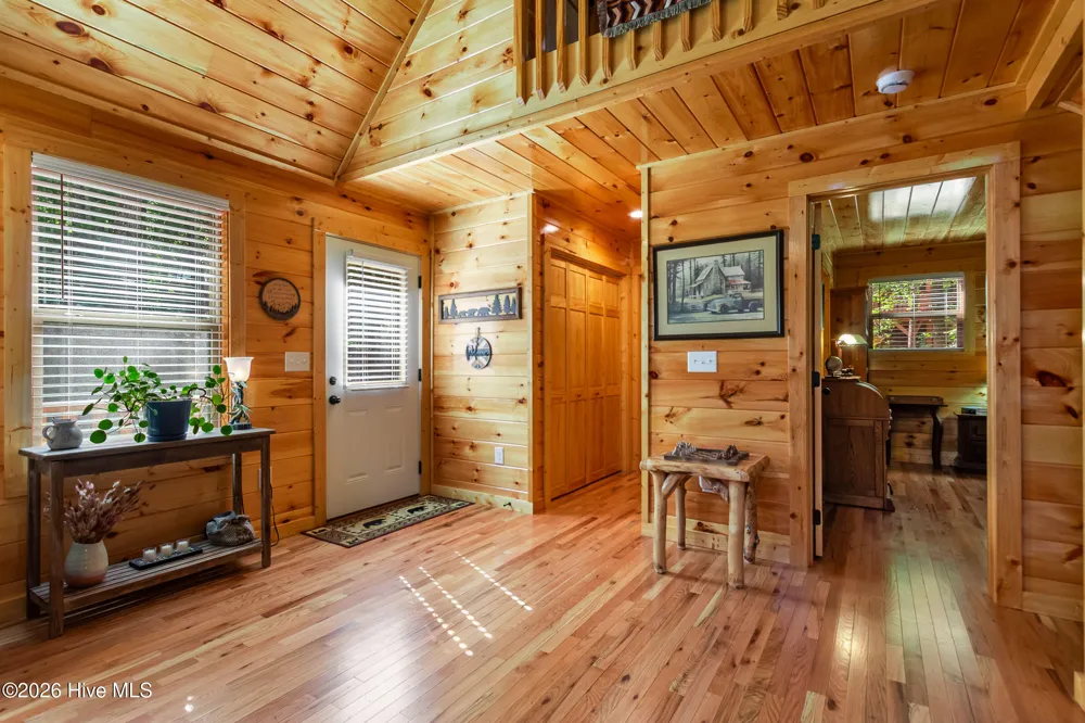 84 Oakcrest Lane Murphy, NC 28906
