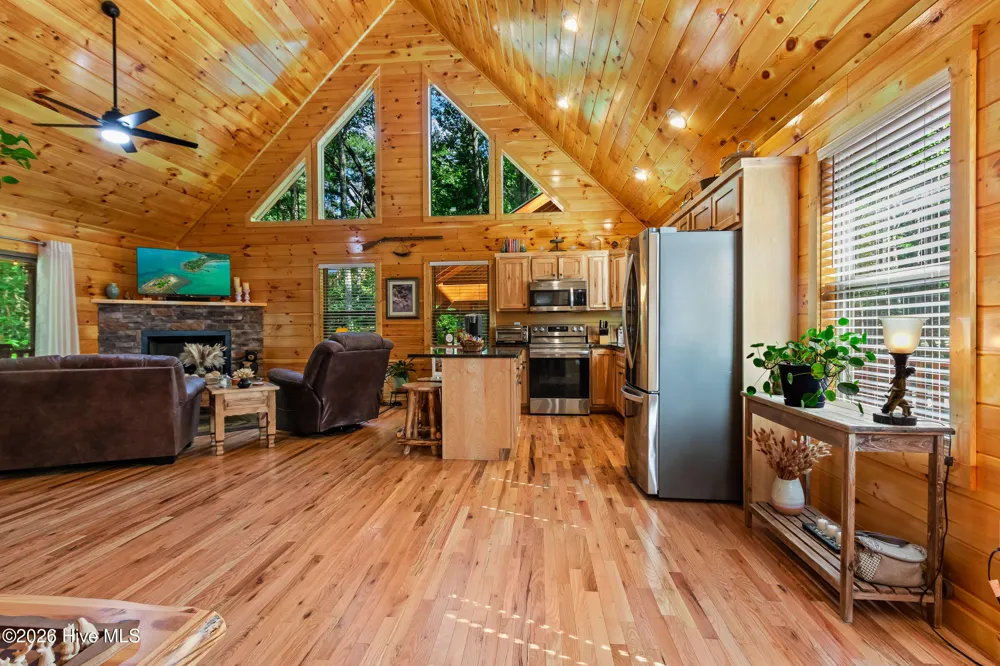 84 Oakcrest Lane Murphy, NC 28906