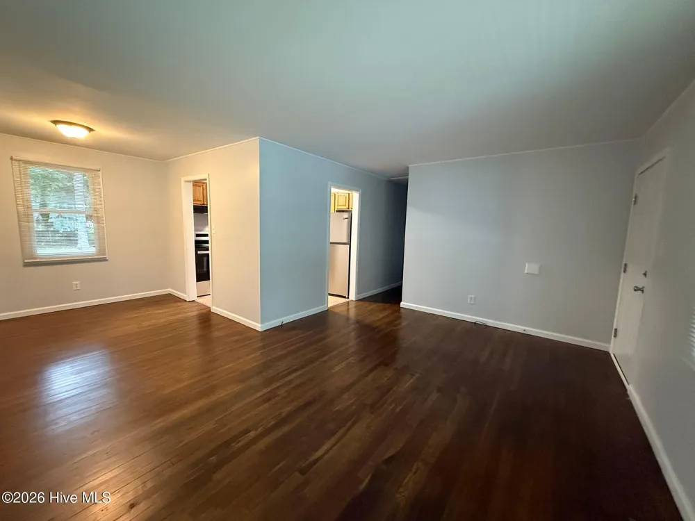 515 Oak Lane Jacksonville, NC 28540
