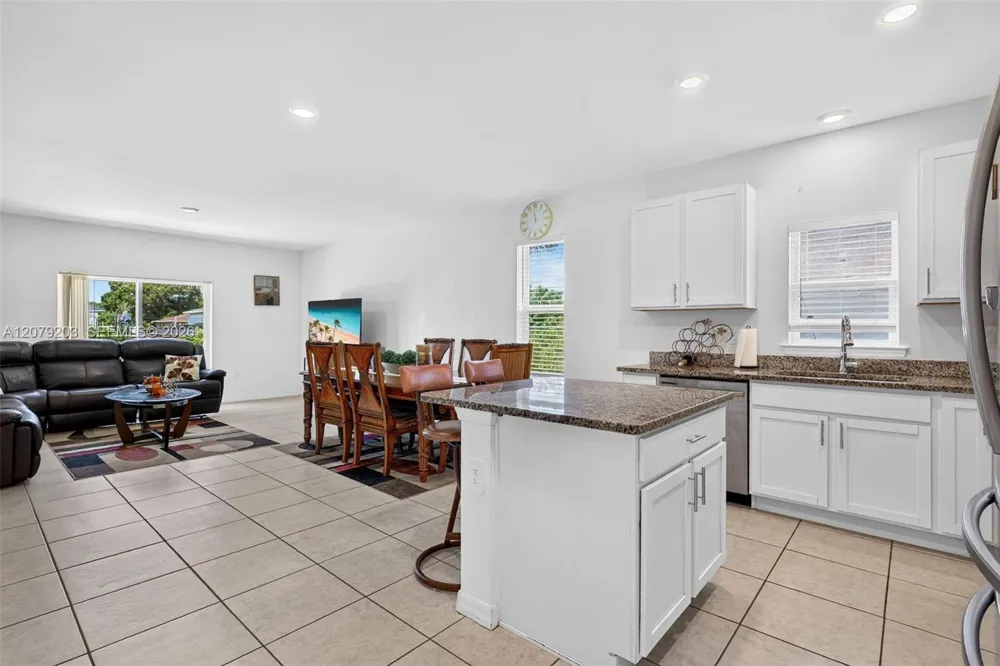 2098 SW Burlington St Port St. Lucie, FL 34984