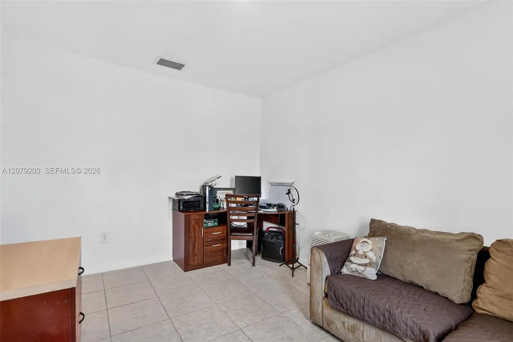 2098 SW Burlington St Port St. Lucie, FL 34984