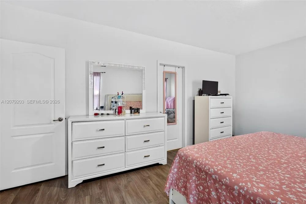 2098 SW Burlington St Port St. Lucie, FL 34984