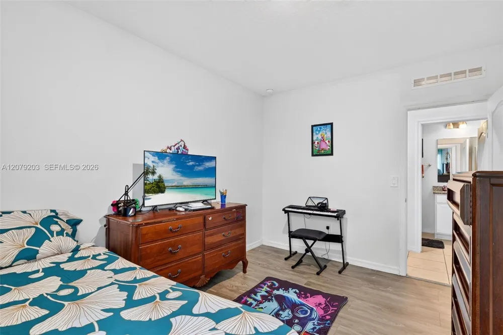 2098 SW Burlington St Port St. Lucie, FL 34984