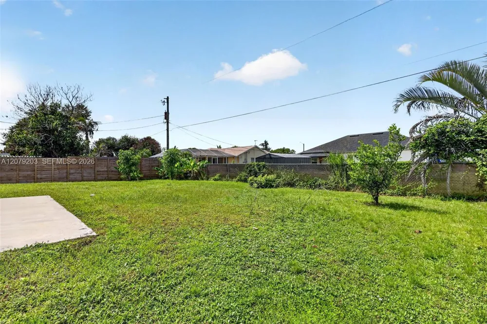 2098 SW Burlington St Port St. Lucie, FL 34984
