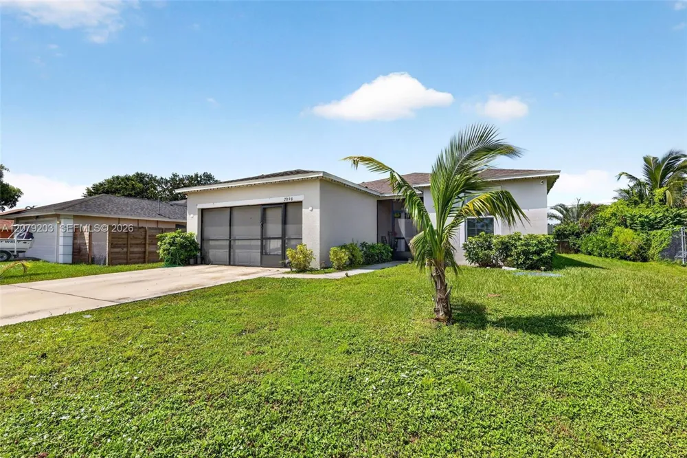 2098 SW Burlington St Port St. Lucie, FL 34984