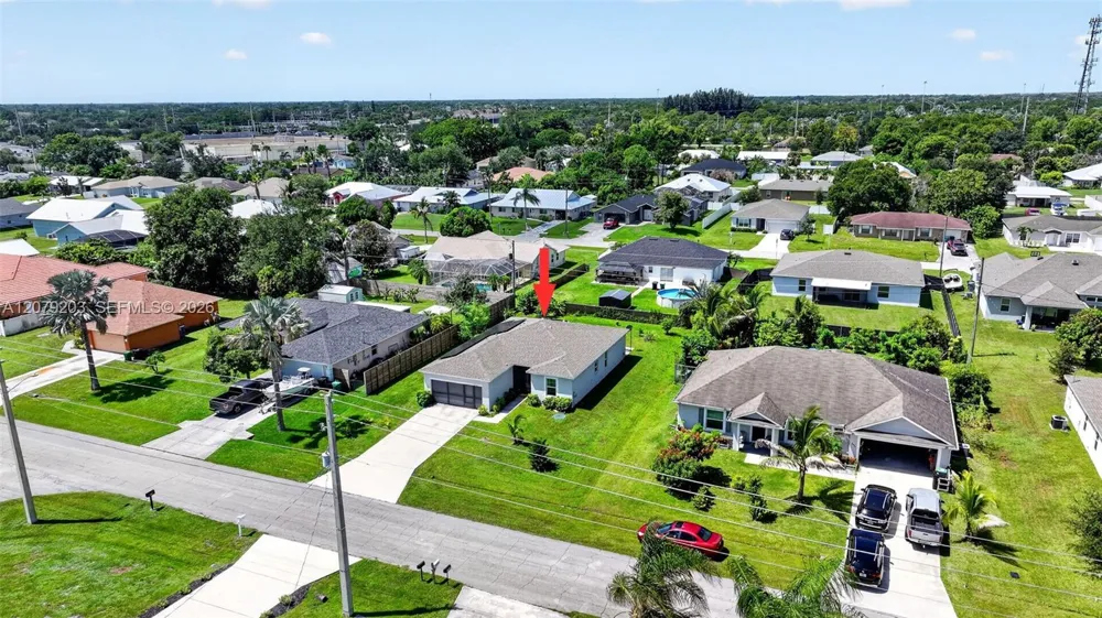 2098 SW Burlington St Port St. Lucie, FL 34984