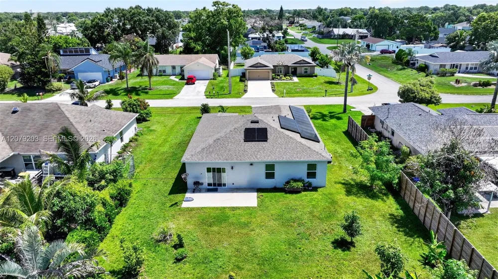 2098 SW Burlington St Port St. Lucie, FL 34984