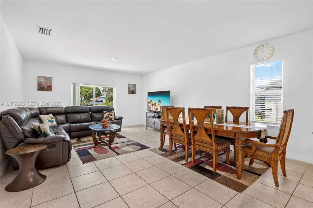 2098 SW Burlington St Port St. Lucie, FL 34984