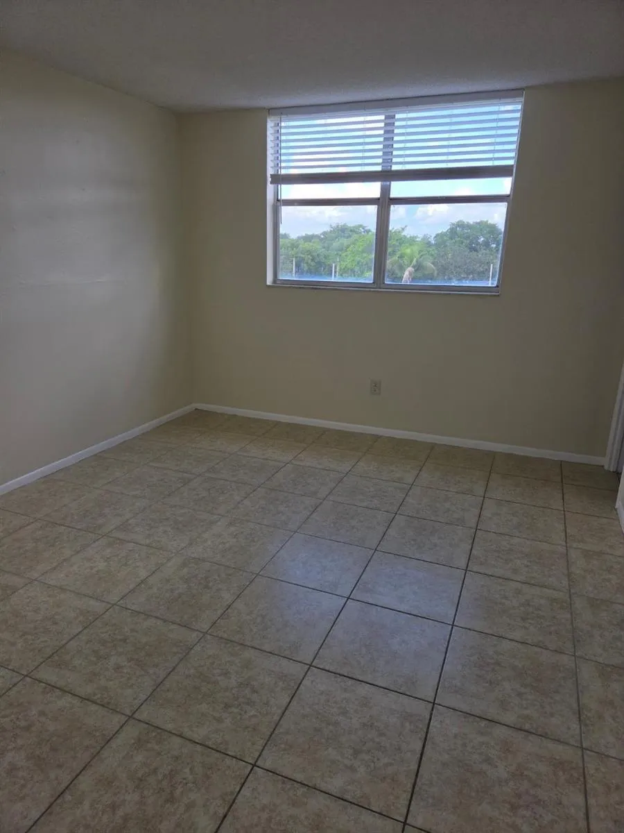 1820 81ST AVENUE #3404 North Lauderdale, FL 33068