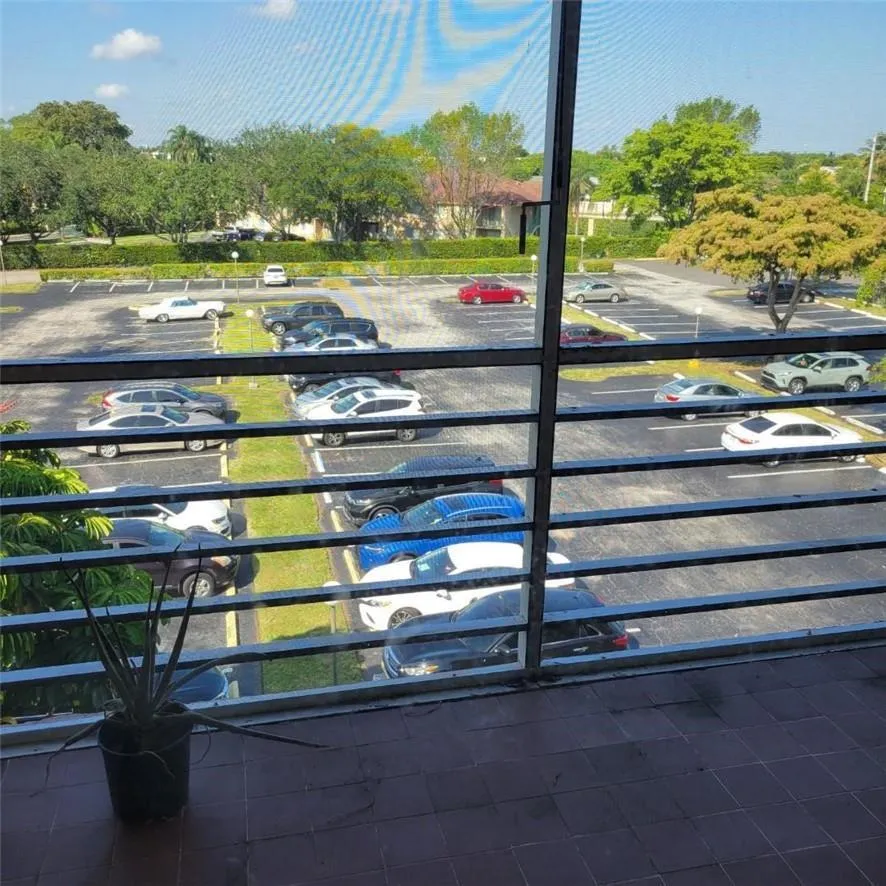 1820 81ST AVENUE #3404 North Lauderdale, FL 33068
