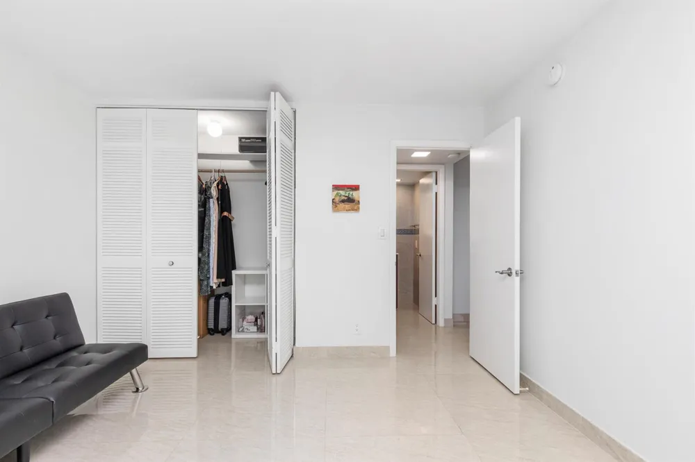 427 Golden Isles Drive Hallandale Beach, FL 33009