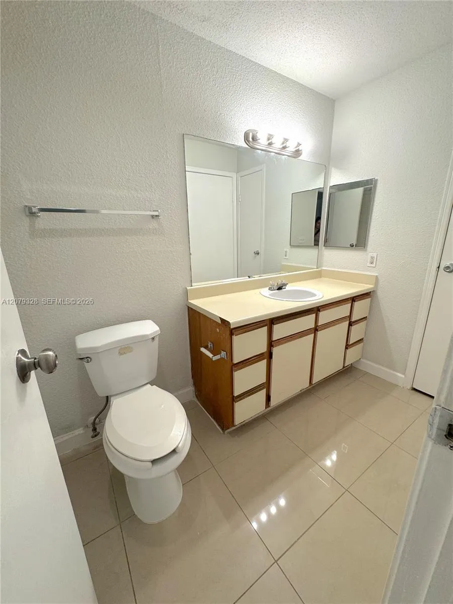 777 Riverside Dr #1510 Coral Springs, FL 33071