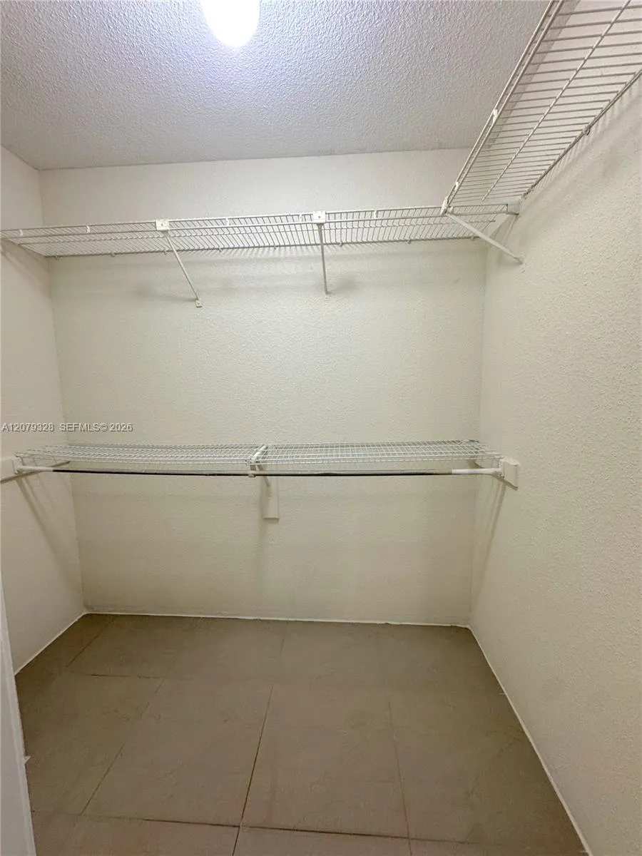777 Riverside Dr #1510 Coral Springs, FL 33071