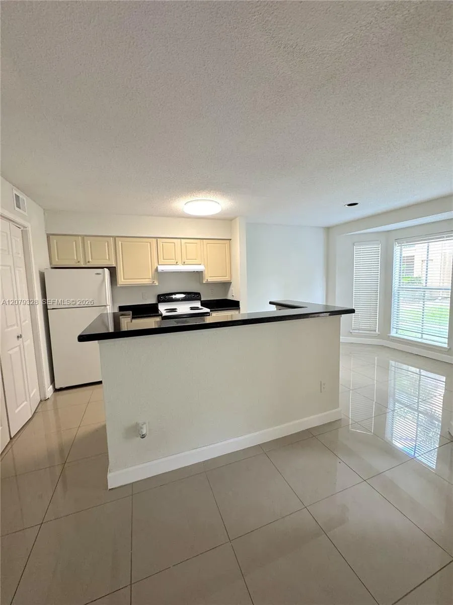777 Riverside Dr #1510 Coral Springs, FL 33071