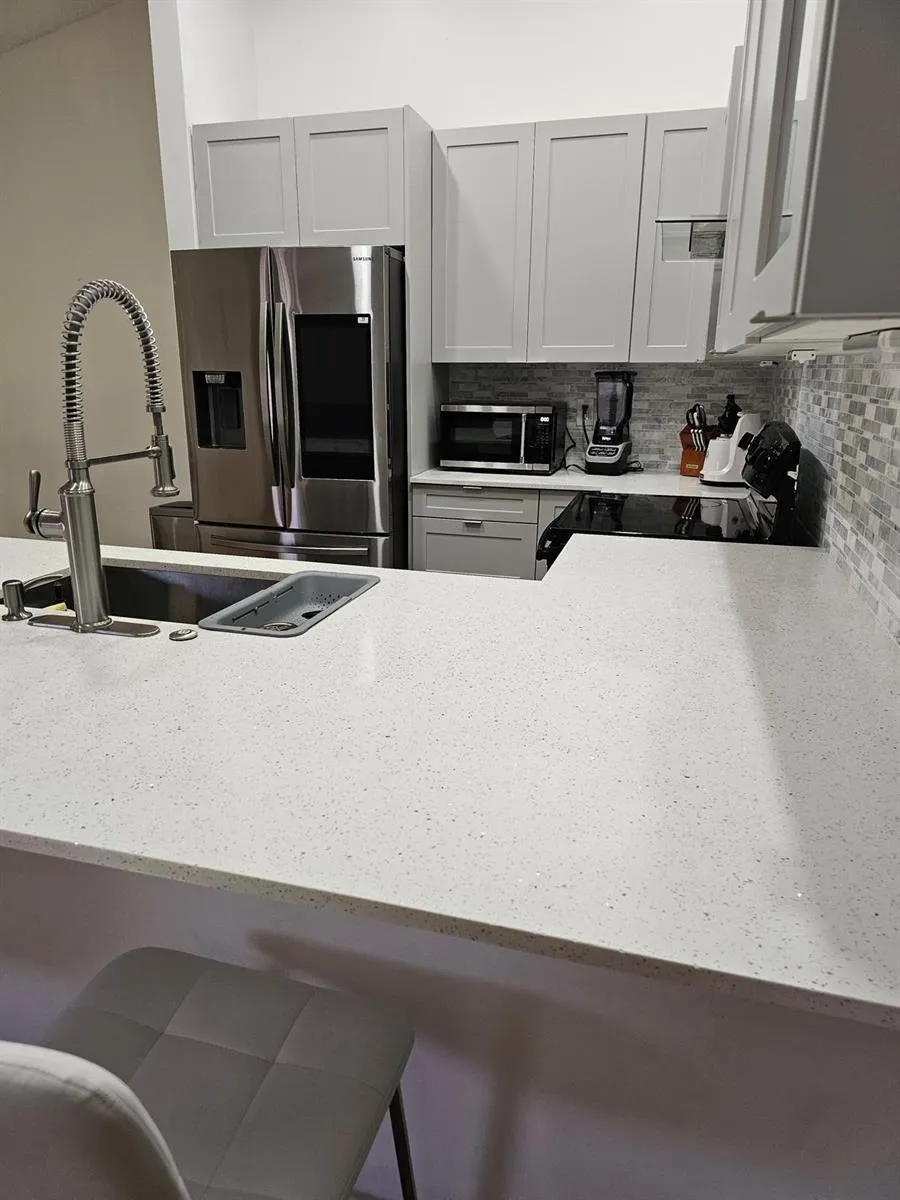 491 Springdale Circle Palm Springs, FL 33461