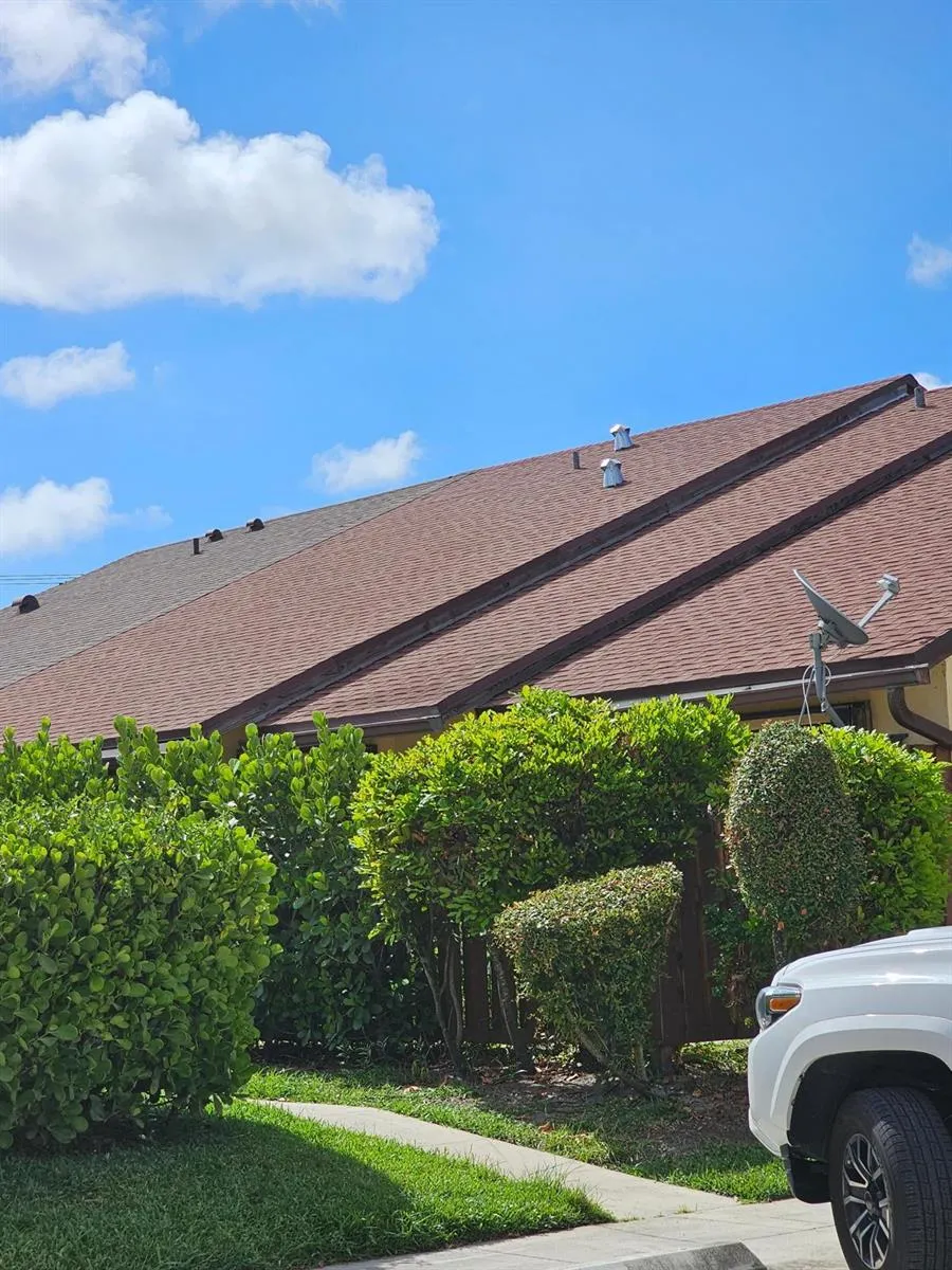 491 Springdale Circle Palm Springs, FL 33461