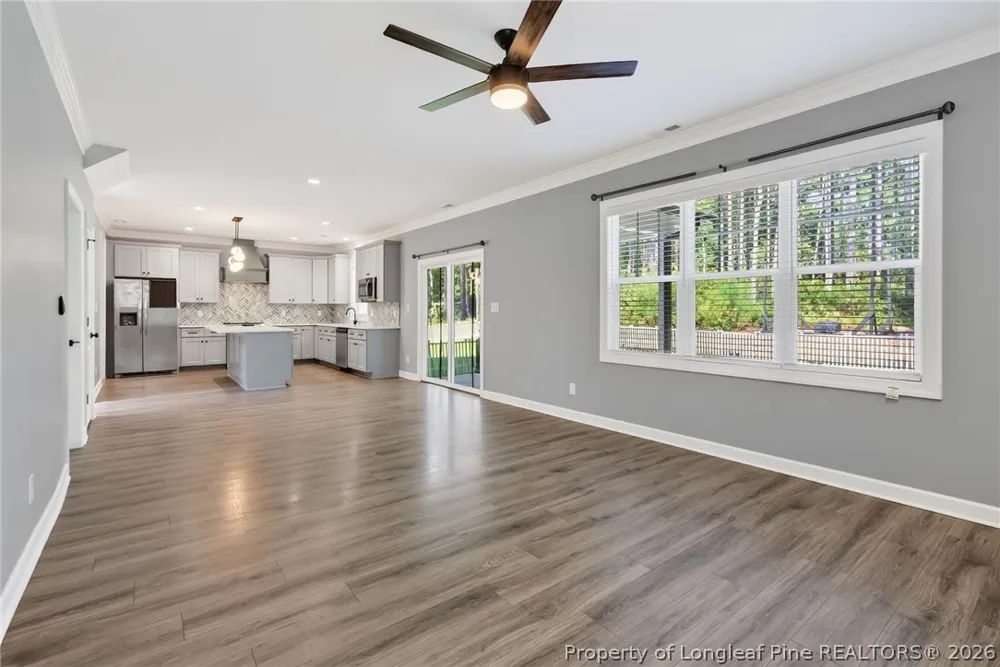 30261 East Lake Drive Wagram, NC 28396