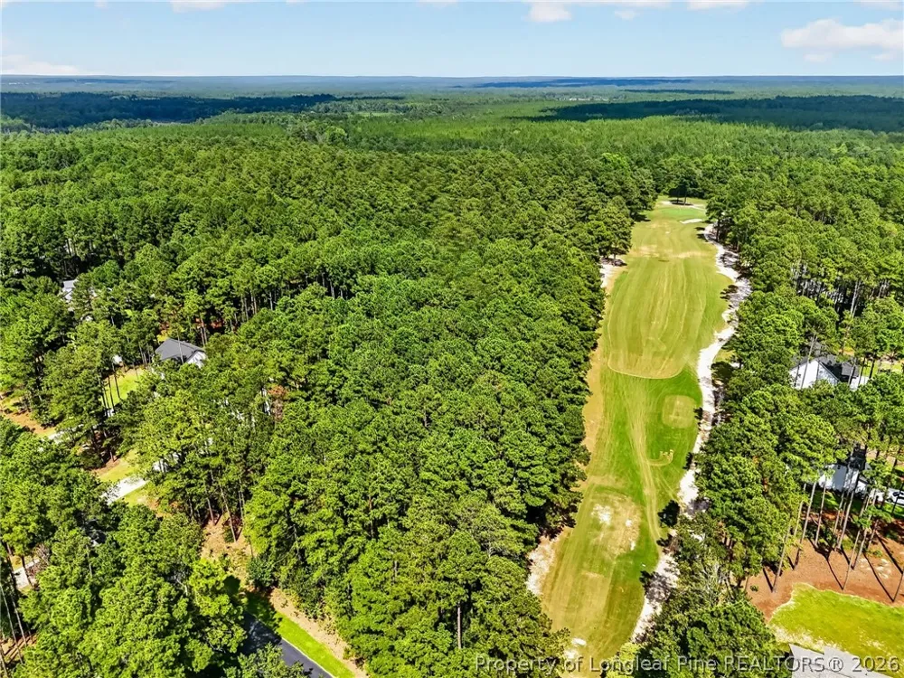 30261 East Lake Drive Wagram, NC 28396