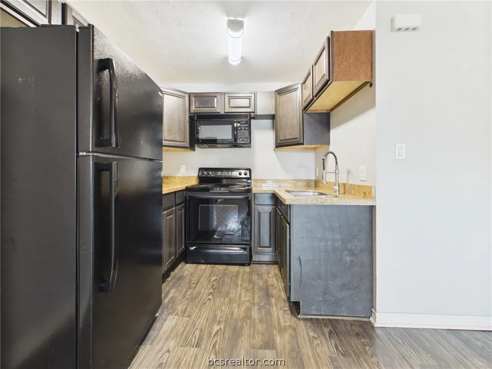 814 Mitchell Street #B Bryan, TX 77802