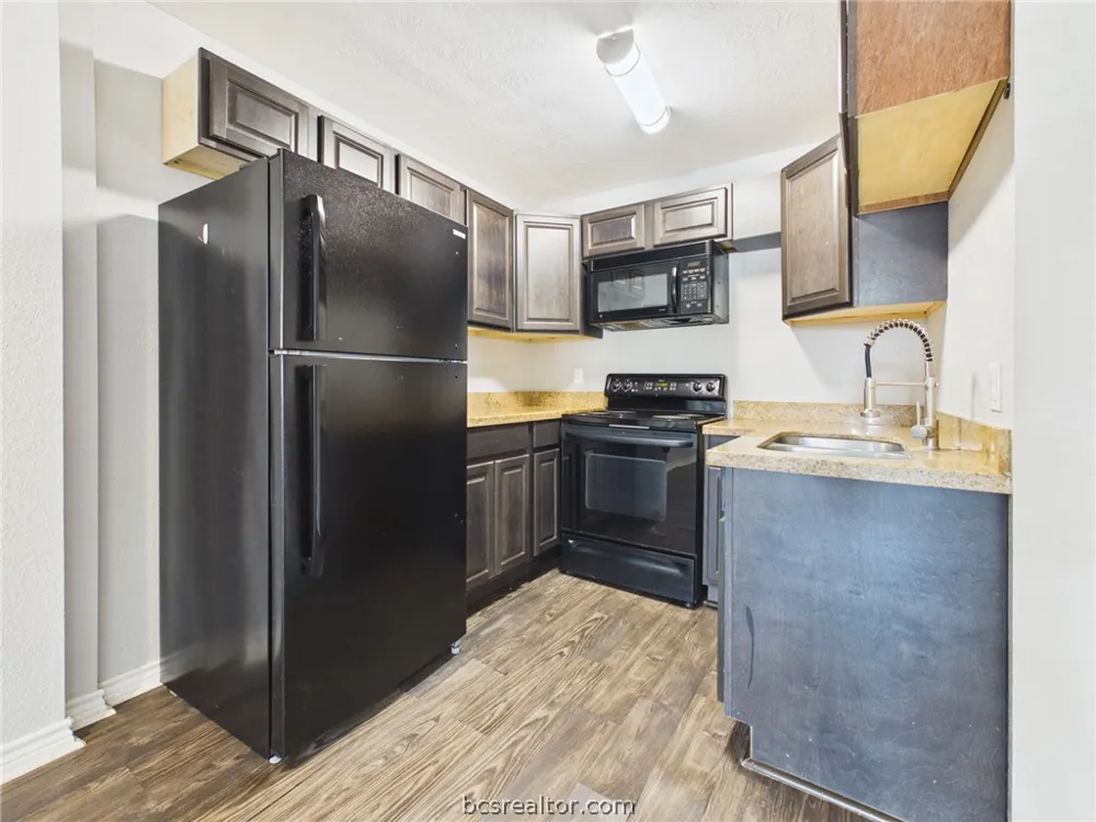 814 Mitchell Street #B Bryan, TX 77802