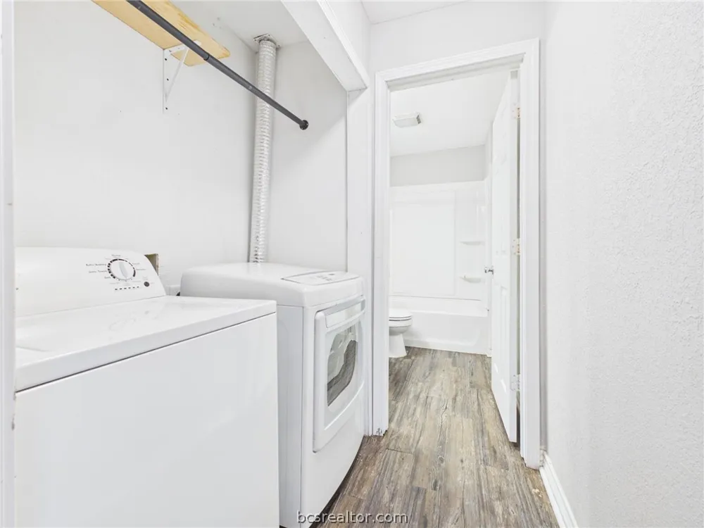 814 Mitchell Street #B Bryan, TX 77802