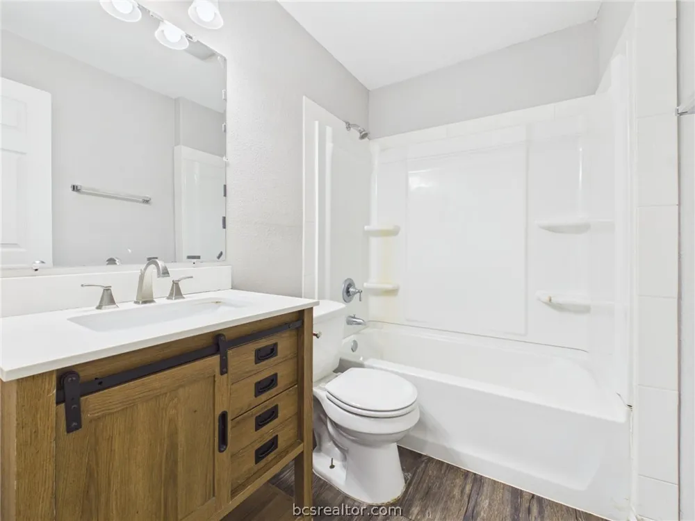 814 Mitchell Street #B Bryan, TX 77802