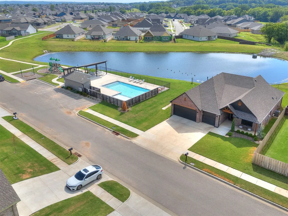 12884 S 21st Place E Jenks, OK 74008